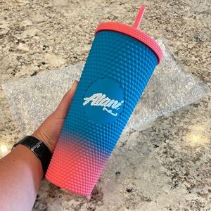 ALANI STUDDED 24 OZ TUMBLER NWOT